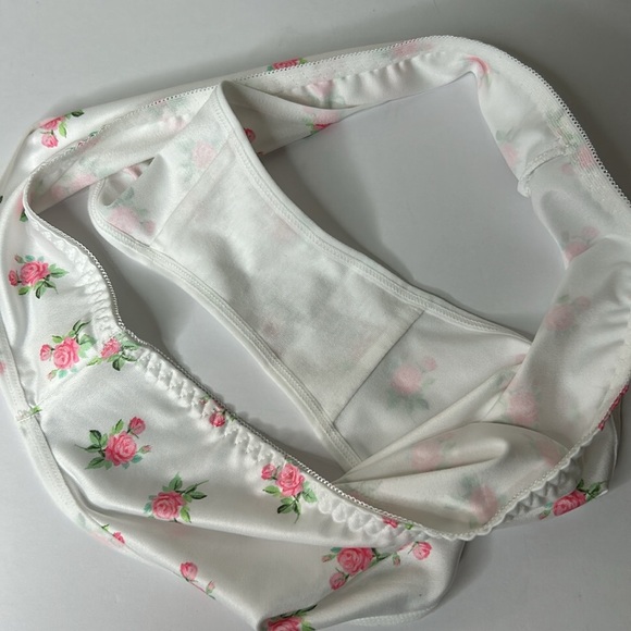 IZA Silky Satin Stretchy Smooth Pink Roses Floral Mid‎ Waist Cheeky Panties NEW - Picture 14 of 14